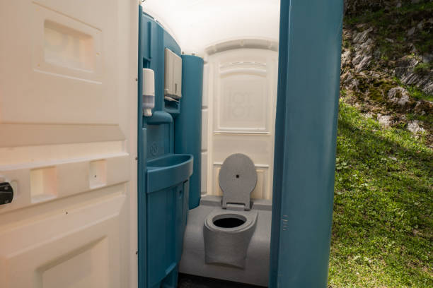 Best Portable bathroom rental  in Schulenburg, TX