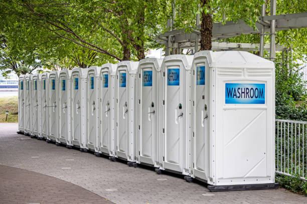 Affordable portable toilet rental in Schulenburg, TX